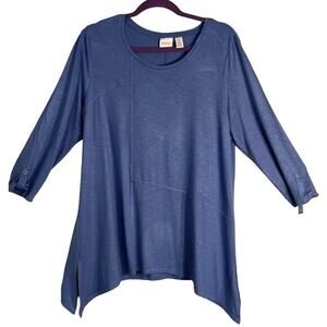 Chicos Zenergy Shirt Womens Medium Blue Relaxed Fit Tunic Round Neck Pullover